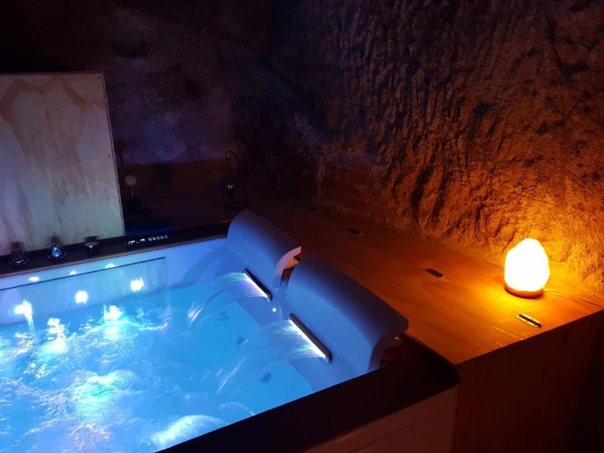 La Grotta Nel Borgo Villa Roccastrada Bagian luar foto